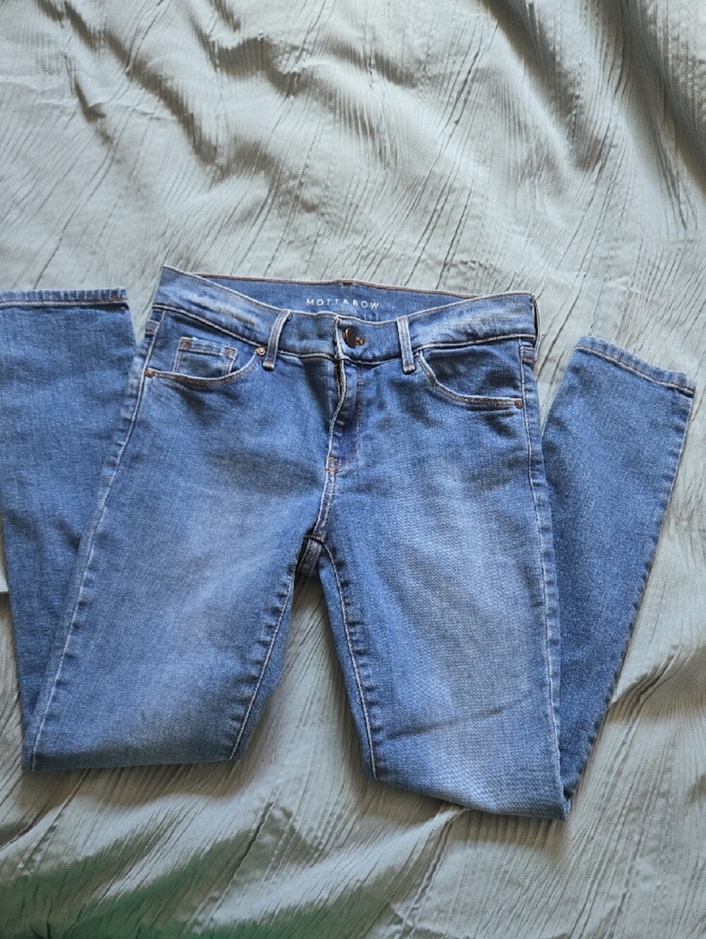 Mott & Bow Jeans - Picture 3 of 6